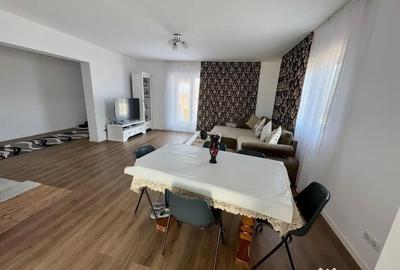 Casă cu 2 camere cu Teren 1400 Mp în Lăpuș - 1
