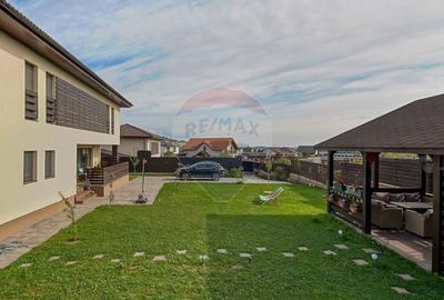 Casa individuala de vanzare in Harman - moderna, spatioasa si complet - 4