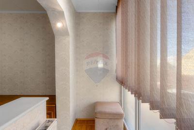 Apartament cu 3 camere de vanzare- COMISION 0% - 6