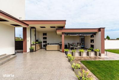 Casă cu 6 camere cu Teren 994 Mp în Central - 11