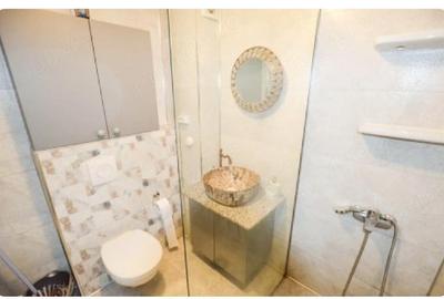 Apartament cu 3 camere decomandat în Fizicienilor - 2