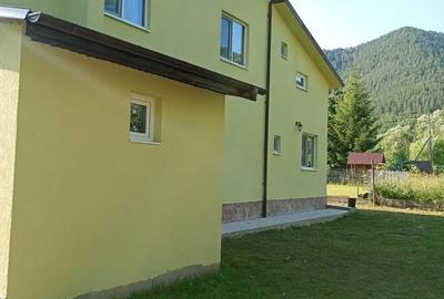 Casă cu 6 camere cu Teren 1500 Mp în Lepșa - 3