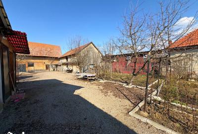 Casă cu 4 camere cu Teren 1527 Mp în Brateș - 11