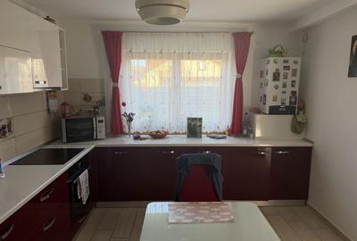 Casă cu 4 camere în Tărlungeni - 2