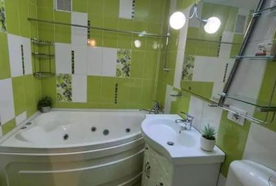 Apartament cu 3 camere decomandat în Cug - 3