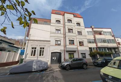 Piata Victoriei - Sf. Voievozi - Apartament 4 camere , bloc boutique consolidat - 12