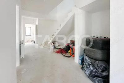 Casă cu 5 camere cu Teren 265 Mp în Central - 14