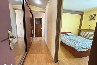 Apartament cu 3 camere semidecomandat, mobilat în Basarabia - 17