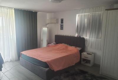 Casă cu 6 camere în Central - 1