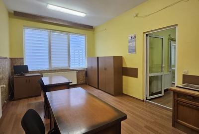 Spațiu comercial, de 60 mp, în Cantemir - 3