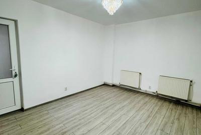Casă cu 3 camere decomandat cu Teren 550 Mp în Ultracentral - 2