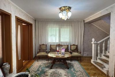 Casă cu 8 camere cu Teren 4057 Mp în Găneasa - 12