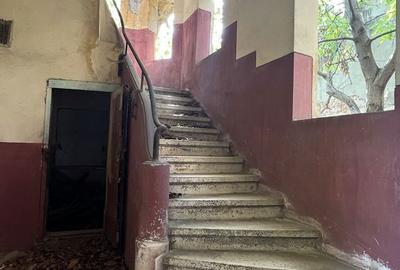 Casă cu 9 camere cu Canalizare în Cișmigiu - 10