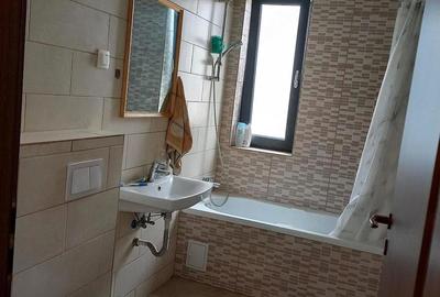 Apartament cu 2 camere decomandat în Central - 1