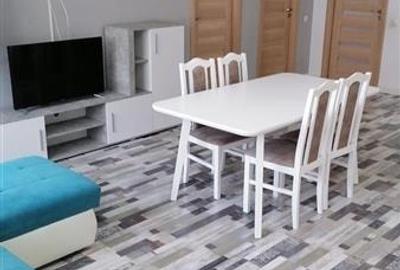Apartament cu 3 camere semidecomandat, mobilat în Florești - 4