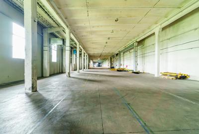 Spațiu comercial, de 6,000 mp, în Central
