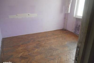 Apartament cu 2 camere decomandat în Central - 2