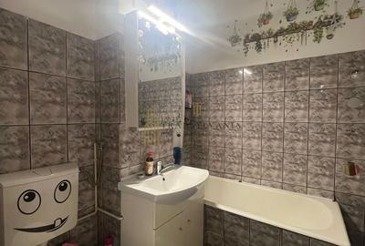 Apartament cu 3 camere decomandat, mobilat în Valea Aurie - 10