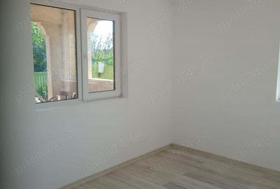 Casă cu 6 camere cu Teren 1100 Mp în Maluri - 5