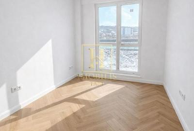 Apartament cu 3 camere semidecomandat în Bucium - 2