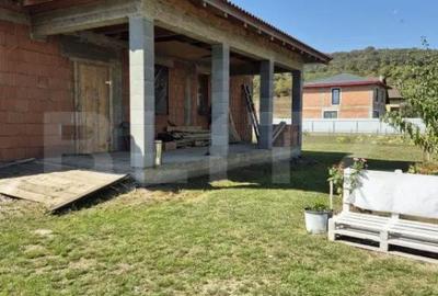 Casă cu 3 camere cu Teren 1500 Mp în Unirii - 4