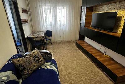 Apartament cu 2 camere în Micro 14