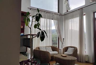 Casa- Vila- 5 camere - Drumul Poienii - 5