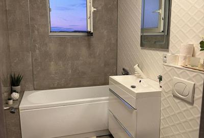 Apartament cu 3 camere decomandat în Exterior Vest - 4