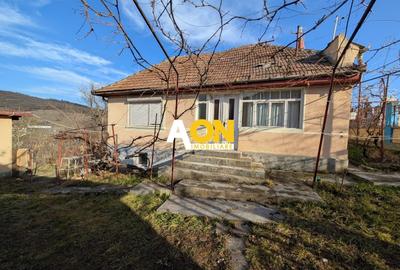 Casă individuală cu 3 camere cu Canalizare în Hăpria - 12