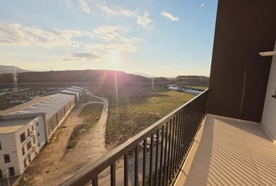 Apartament cu 2 camere semidecomandat în Tractorul - 2