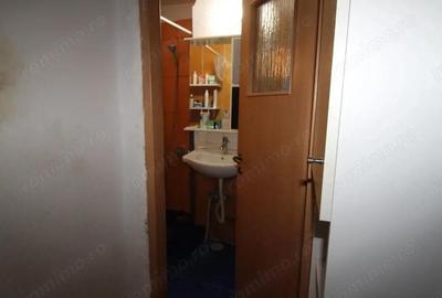 Apartament cu 3 camere decomandat în Central - 3