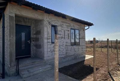 Casă cu 3 camere cu Teren 300 Mp în Centura - 1