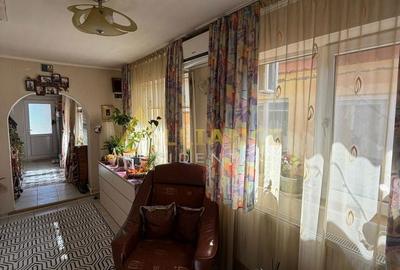 Casă cu 5 camere cu Teren 754 Mp în Glina - 4