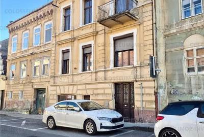 Casă cu 6 camere cu Teren 100 Mp în Centrul Istoric - 6