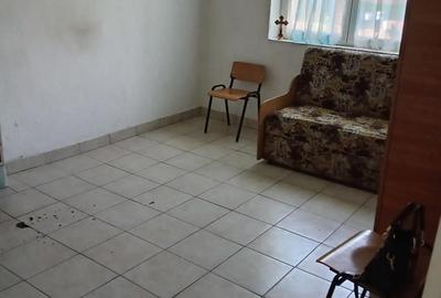 Apartament cu 3 camere în Panciu - 1