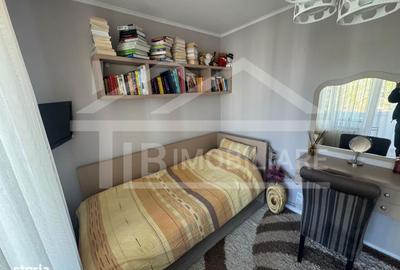 Apartament cu 3 camere decomandat în Sângeorgiu de Mureș