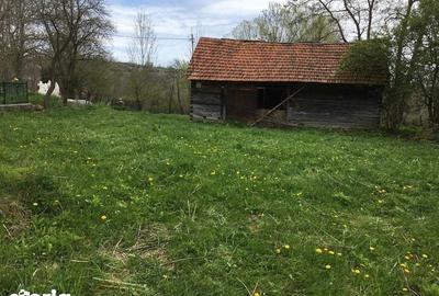 Teren de 1261 mp, în Lelese - 5