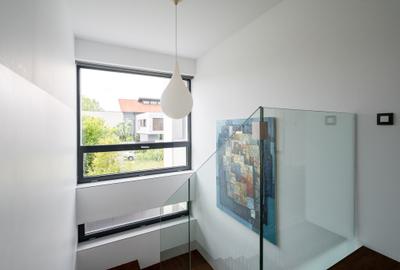 Experience Exclusive Living - 14