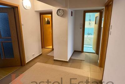 Apartament cu 4 camere decomandat în Turda - 7