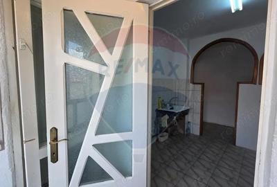 Apartament cu 2 camere decomandat în Vitrometan - 7