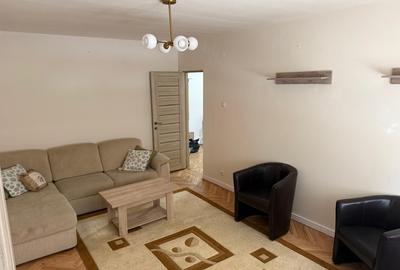 Garsonieră decomandată, mobilată în Baba-Dochia - 2