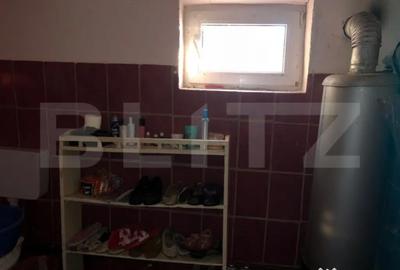 Casă cu 2 camere cu Teren 1500 Mp în Central - 3