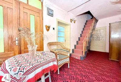 Casa 4 camere in Ineu str.Octavian Goga, teren 1079 mp pe col? - 9