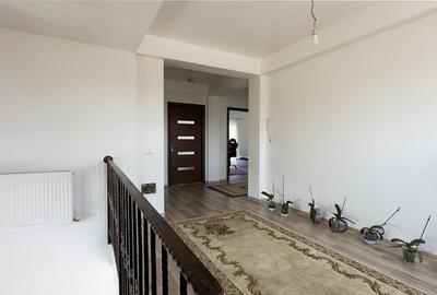 Vila cu 5 camere in Agigea- terasa generoasa la etajul 2 - 6