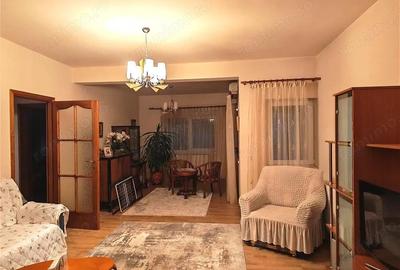 Apartament cu 4 camere decomandat în Central - 16