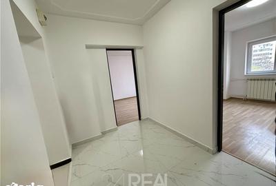 Spațiu comercial, de 64 mp, în Tineretului - 17