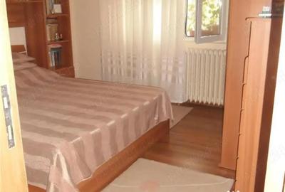 Apartament cu 3 camere decomandat în Central - 3