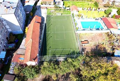 Baza sportiva, zona centrala Ștei, suprafata utila totala 1.646 mp, Bihor - 2