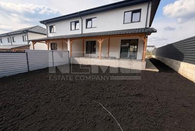 Duplex cu 4 camere cu Canalizare în Lisaura - 18