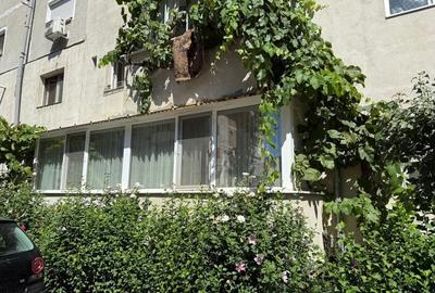 Apartament cu 2 camere, zona Modern, parter - 4